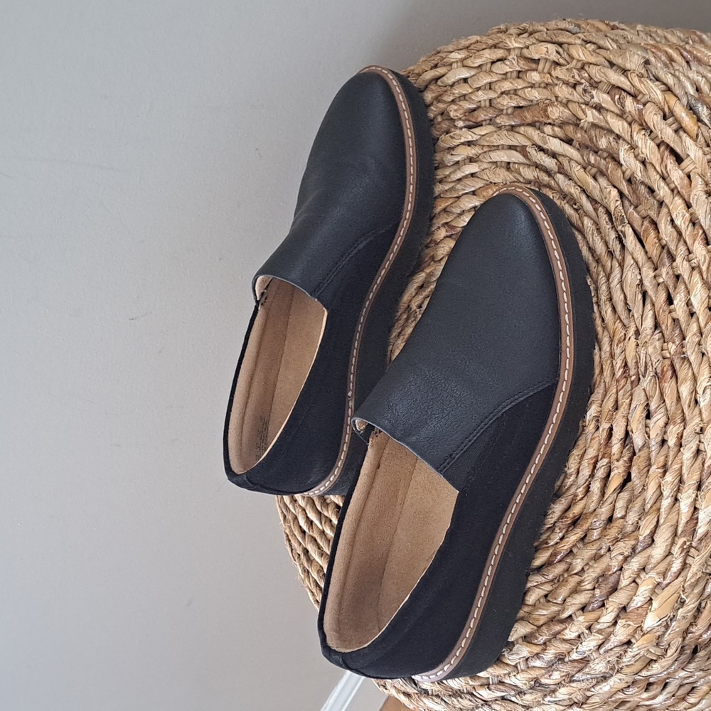 Naturalizer Womens Effie Black Faux Leather/Microsuede Platform Loafers 1.25" S8